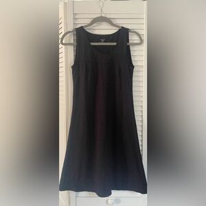 Black Sleeveless Dress